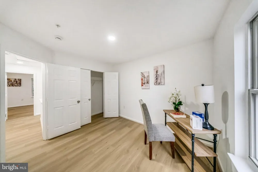 913 VARNEY STREET SE Washington, DC 20032