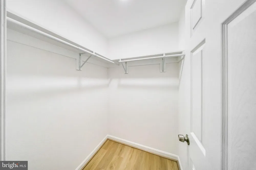 913 VARNEY STREET SE Washington, DC 20032