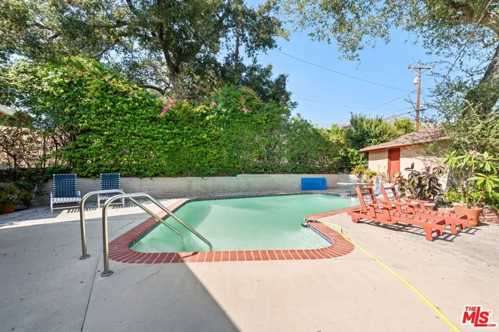 1641 Morada Place Altadena, CA 91001
