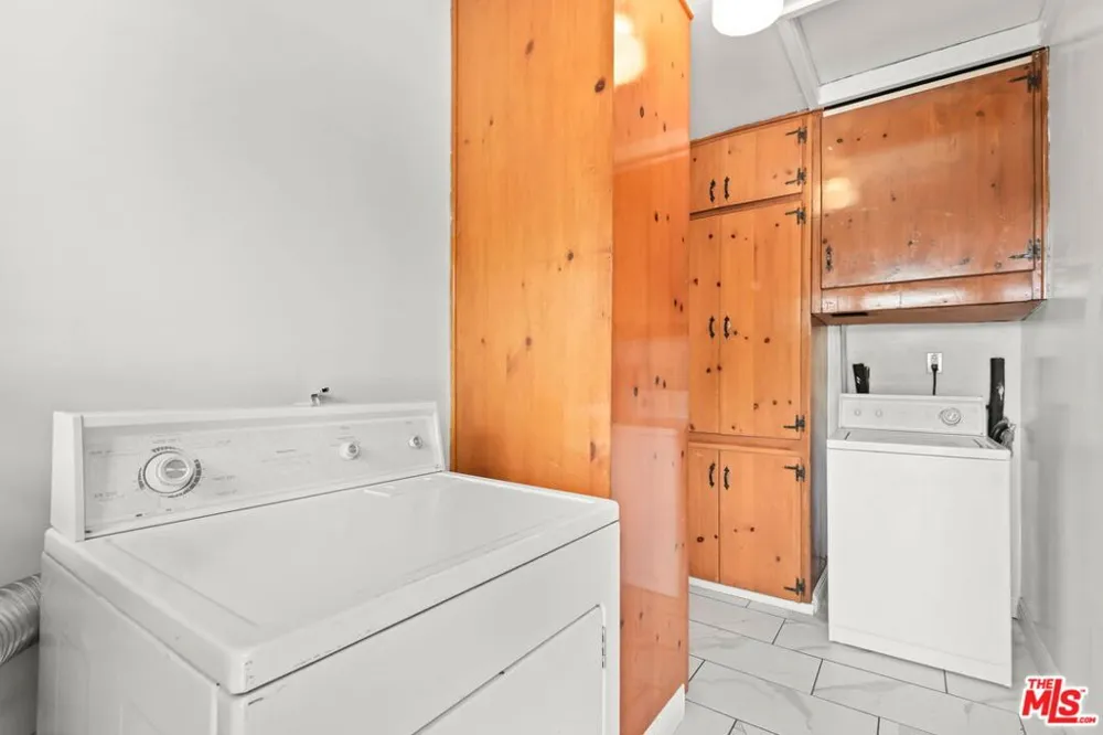 1641 Morada Place Altadena, CA 91001