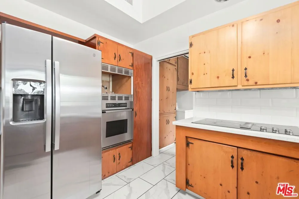 1641 Morada Place Altadena, CA 91001