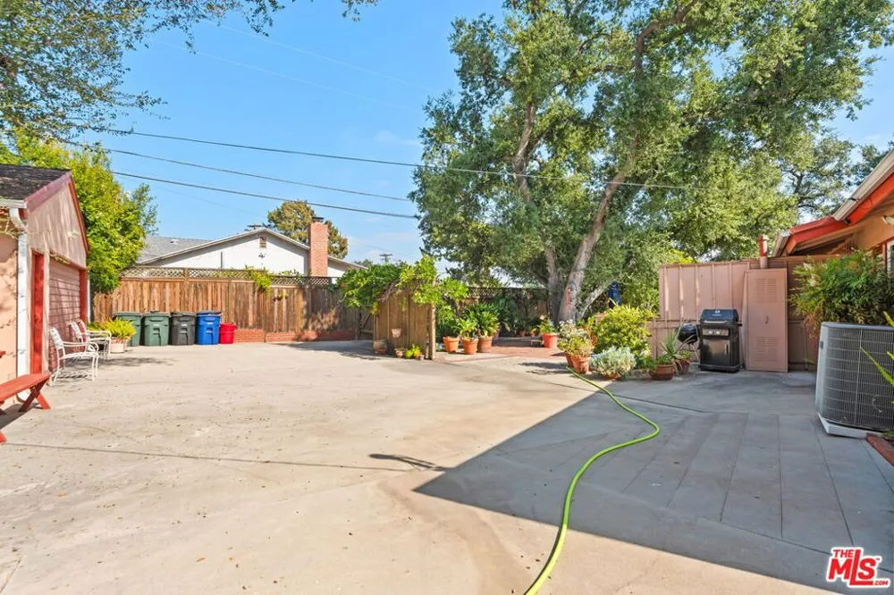 1641 Morada Place Altadena, CA 91001