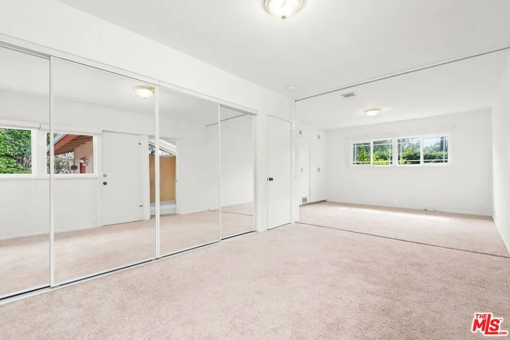 1641 Morada Place Altadena, CA 91001