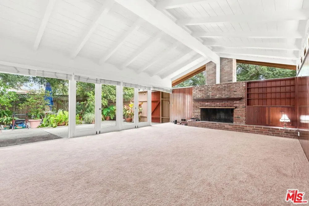 1641 Morada Place Altadena, CA 91001