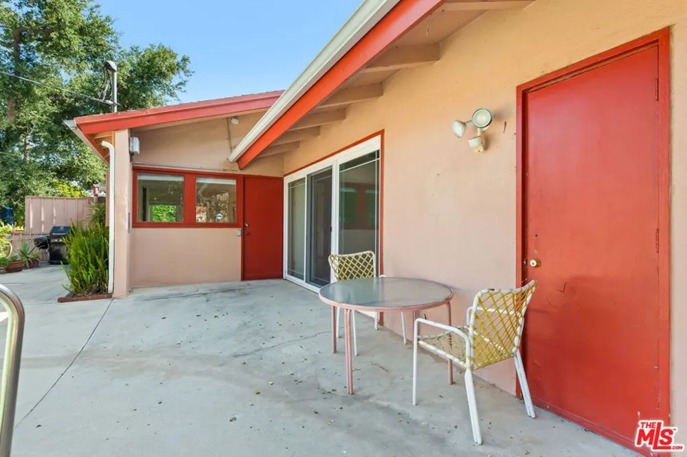 1641 Morada Place Altadena, CA 91001