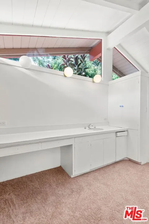 1641 Morada Place Altadena, CA 91001