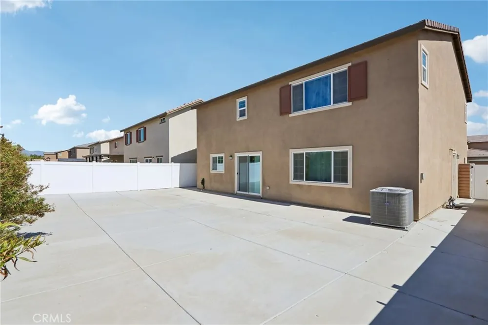 5160 Rowel Street Hemet, CA 92545