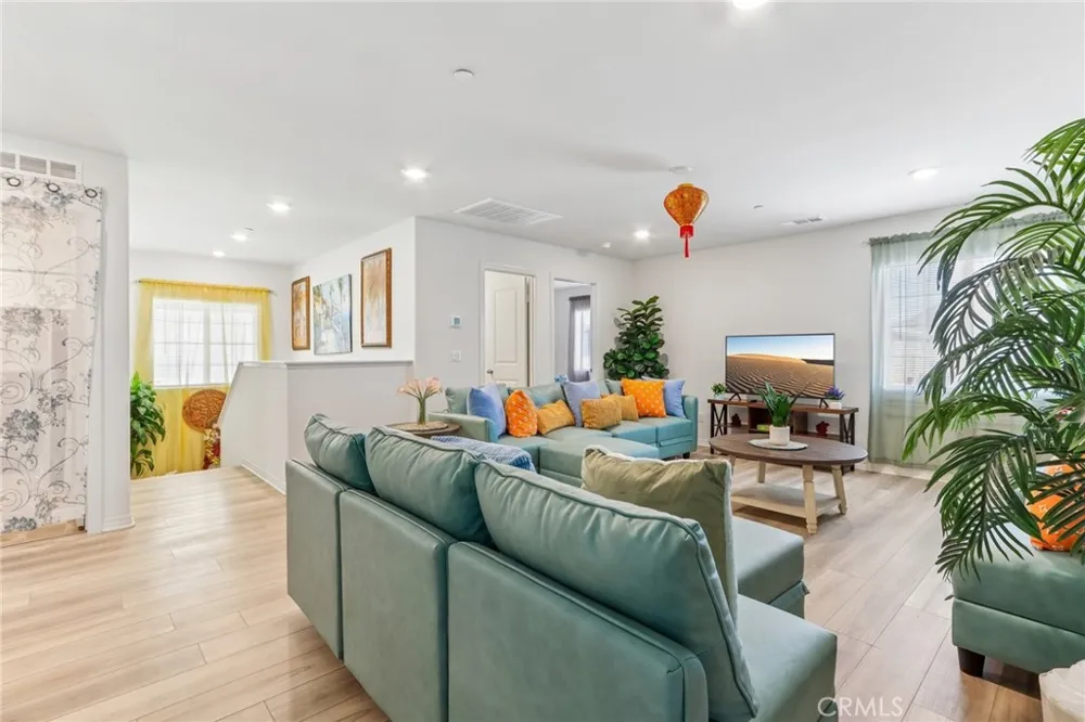 5160 Rowel Street Hemet, CA 92545