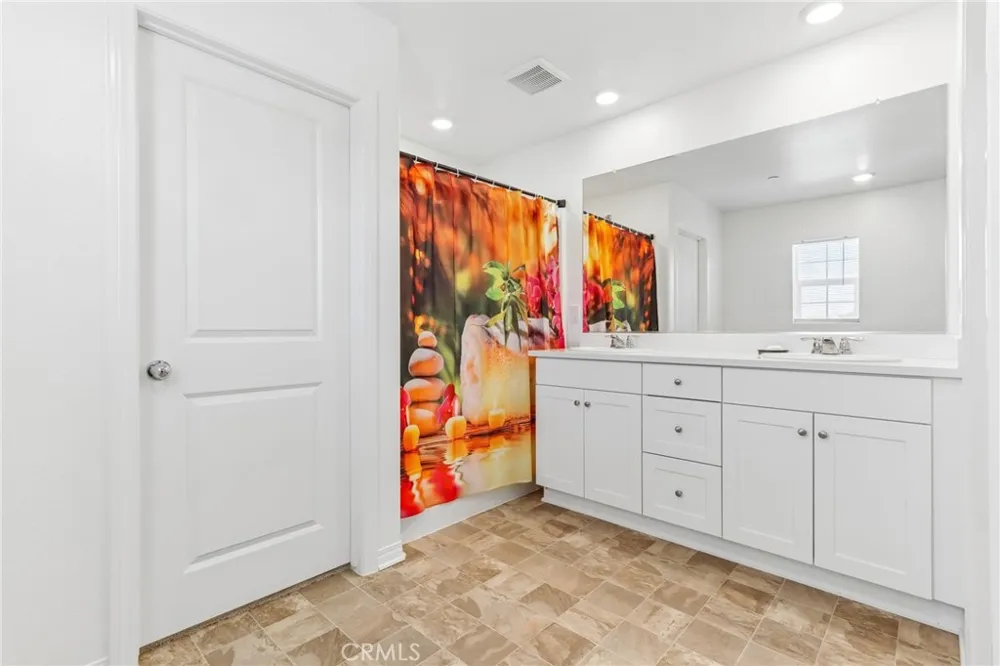 5160 Rowel Street Hemet, CA 92545