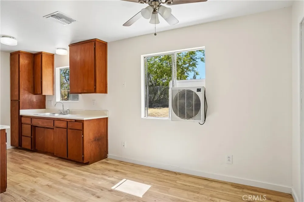 11618 Rosewood Avenue Morongo Valley, CA 92256