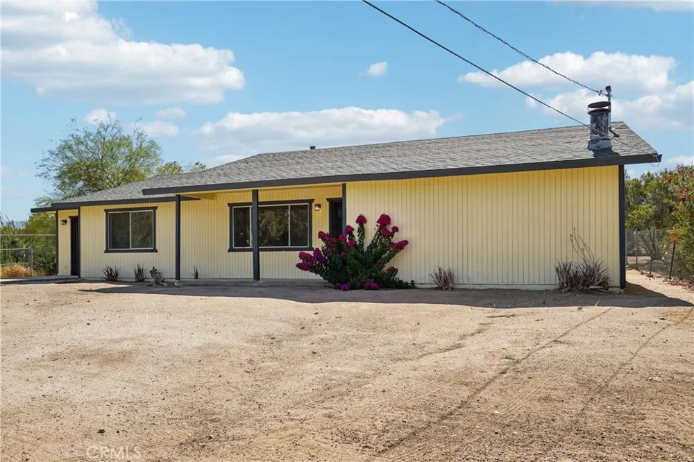 11618 Rosewood Avenue Morongo Valley, CA 92256