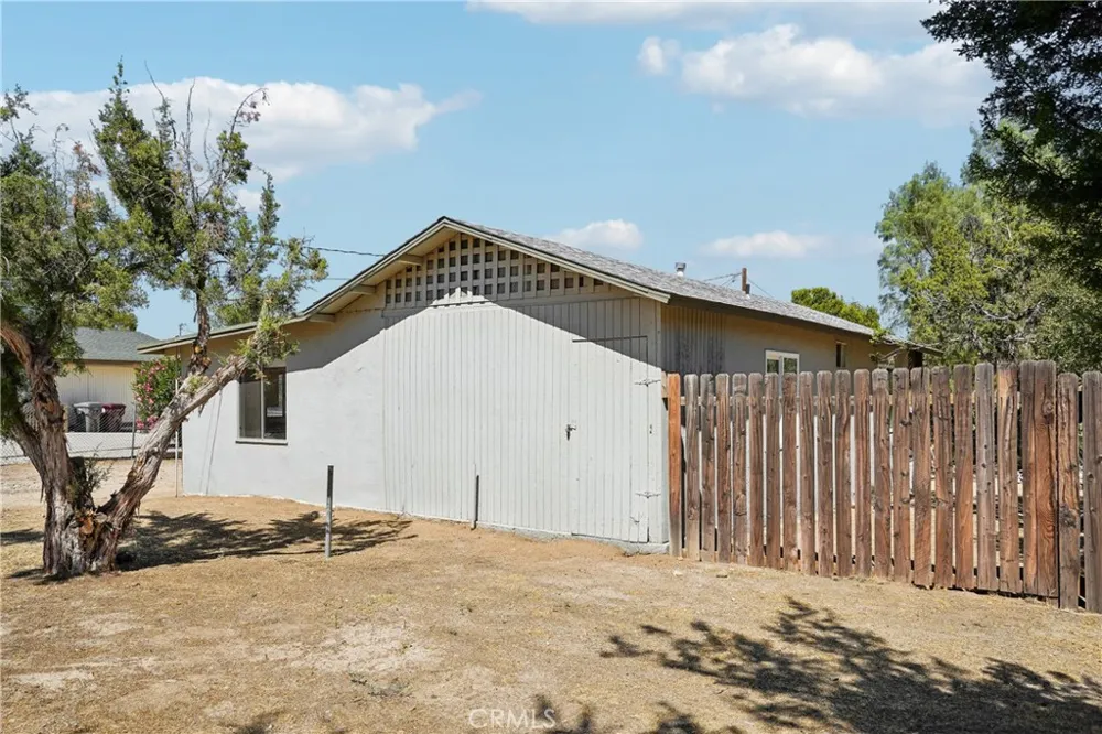 11618 Rosewood Avenue Morongo Valley, CA 92256