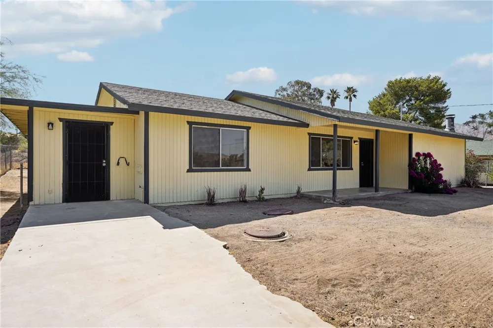 11618 Rosewood Avenue Morongo Valley, CA 92256
