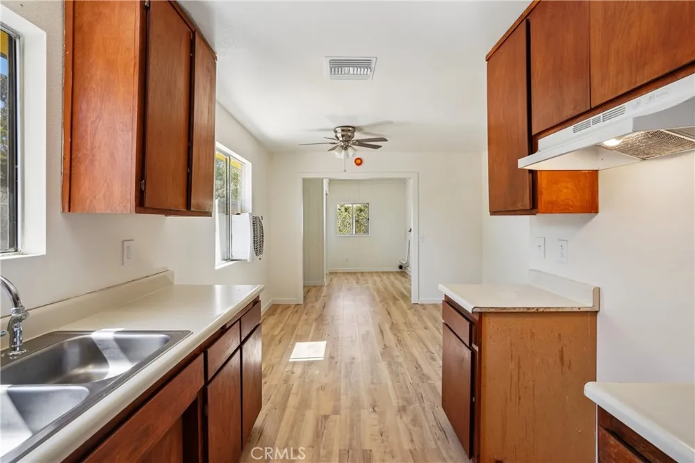 11618 Rosewood Avenue Morongo Valley, CA 92256