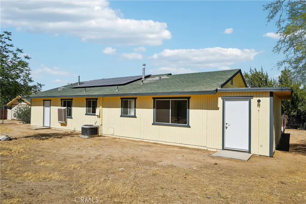 11618 Rosewood Avenue Morongo Valley, CA 92256