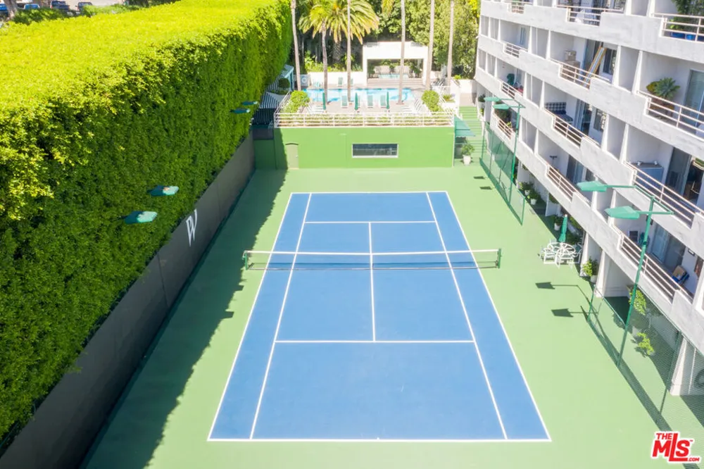1131 Alta Loma Road #115 West Hollywood, CA 90069
