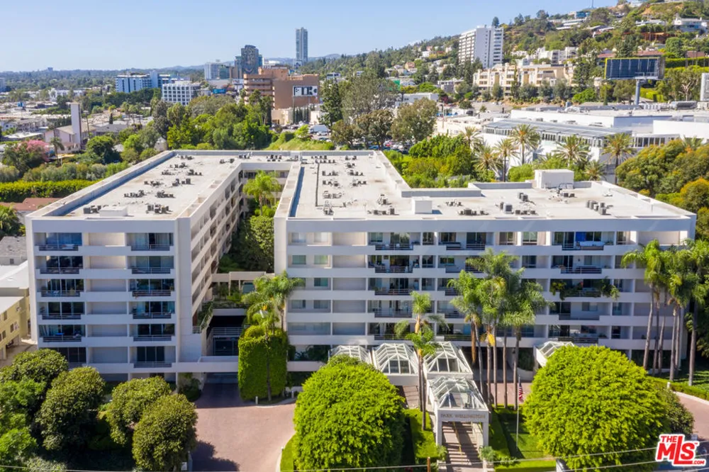 1131 Alta Loma Road #115 West Hollywood, CA 90069