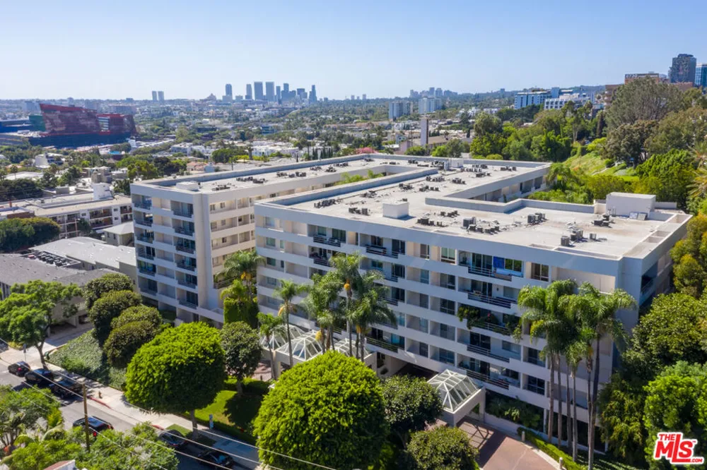 1131 Alta Loma Road #115 West Hollywood, CA 90069