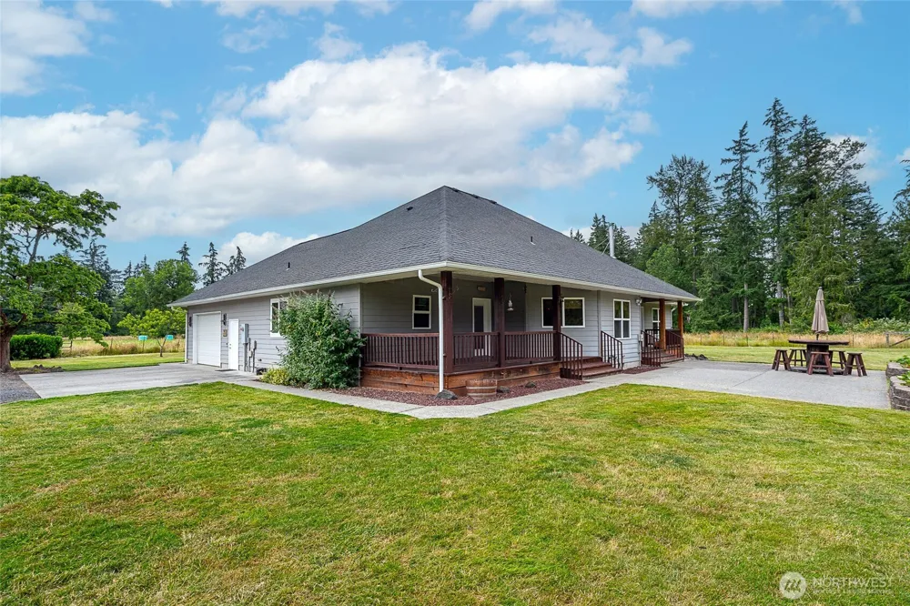 298 Toledo Salmon Creek Road Toledo, WA 98591
