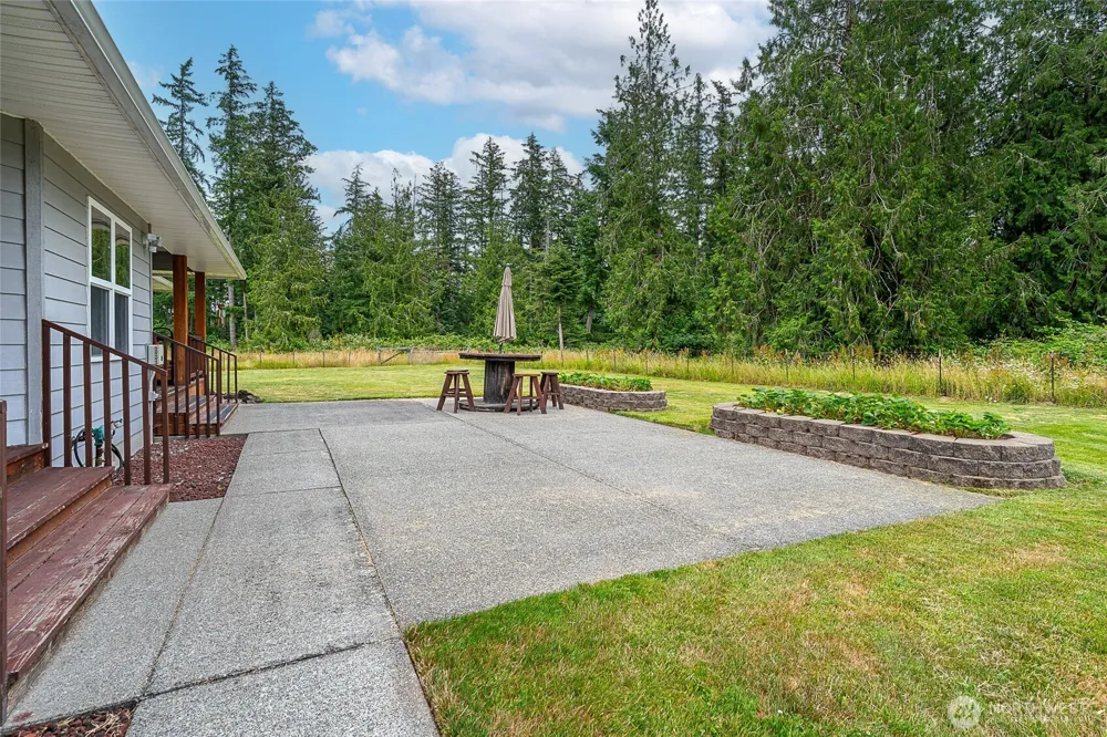 298 Toledo Salmon Creek Road Toledo, WA 98591