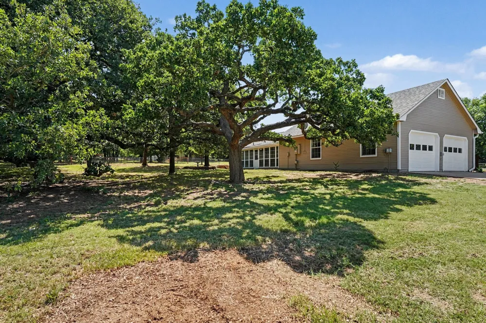 4225 Fm 2415 Coyote Flats, TX 76009