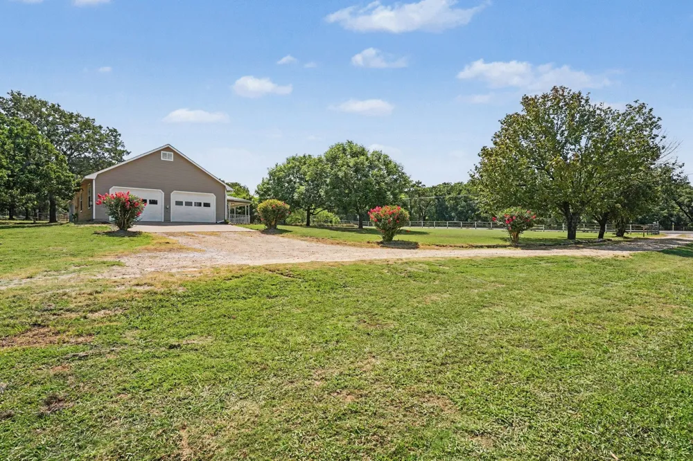 4225 Fm 2415 Coyote Flats, TX 76009