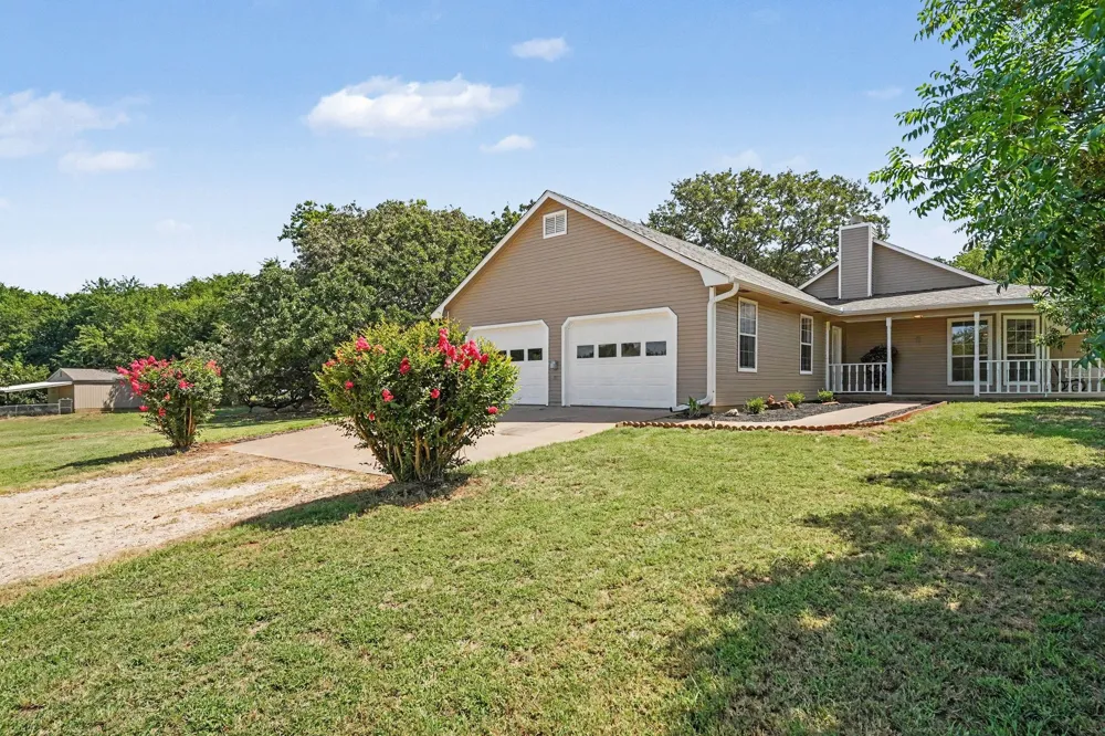 4225 Fm 2415 Coyote Flats, TX 76009