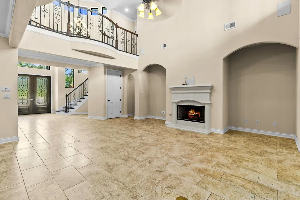 127 Bridgewater Onalaska, TX 77360
