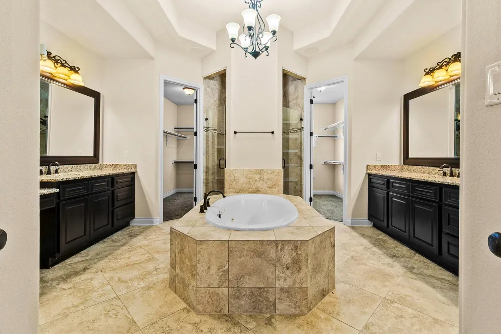 127 Bridgewater Onalaska, TX 77360