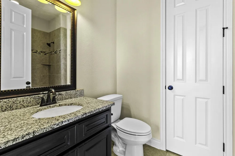 127 Bridgewater Onalaska, TX 77360