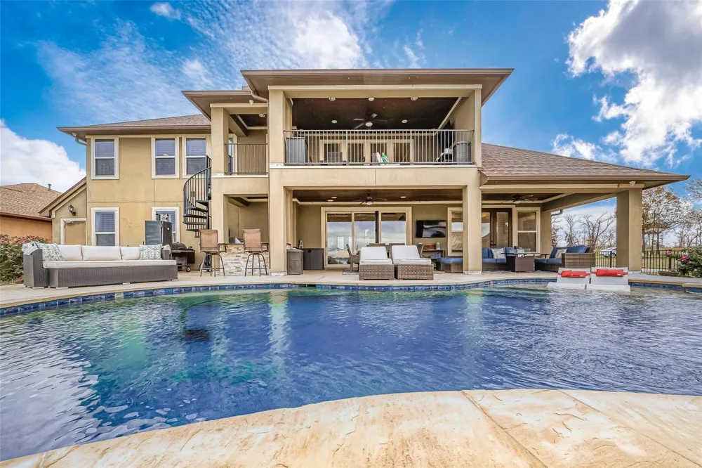 127 Bridgewater Onalaska, TX 77360