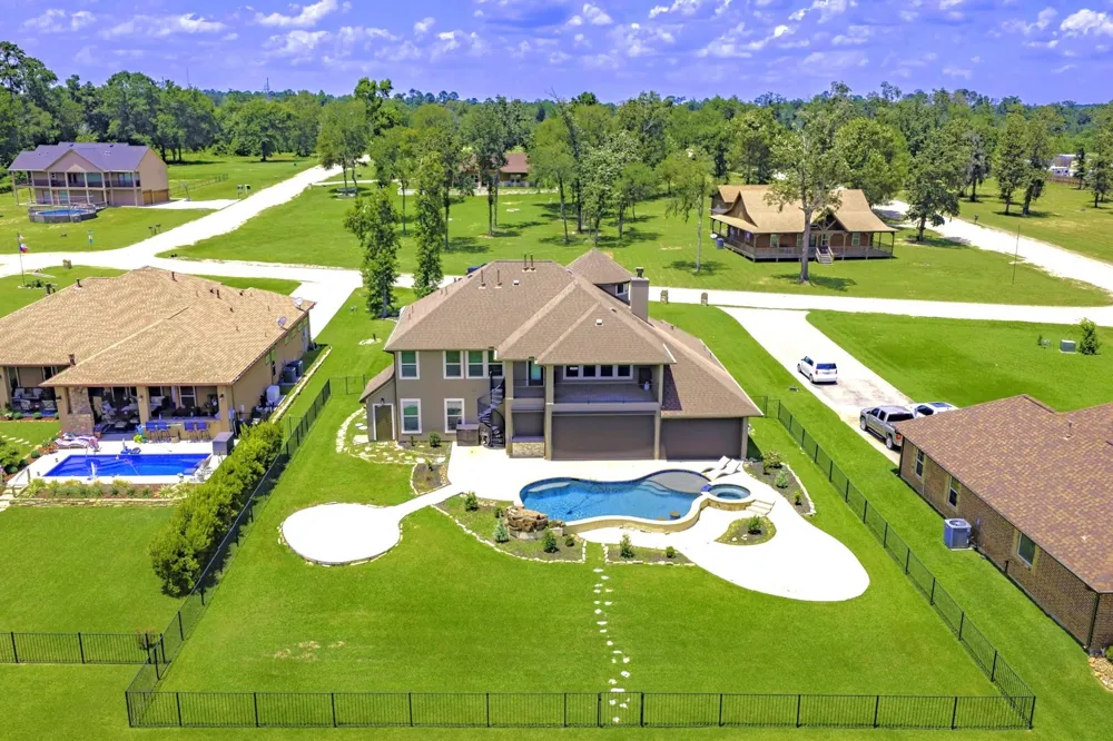 127 Bridgewater Onalaska, TX 77360
