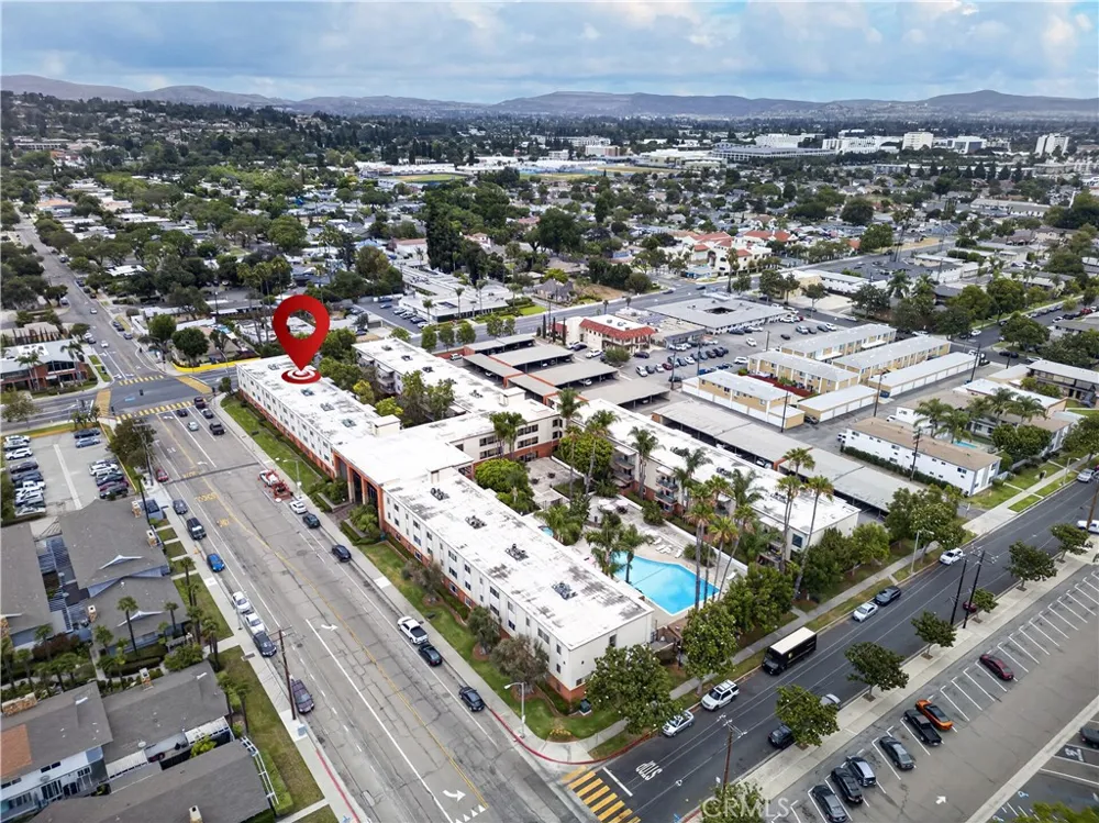 400 Acacia Avenue #B17 Fullerton, CA 92831