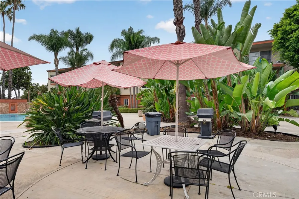 400 Acacia Avenue #B17 Fullerton, CA 92831