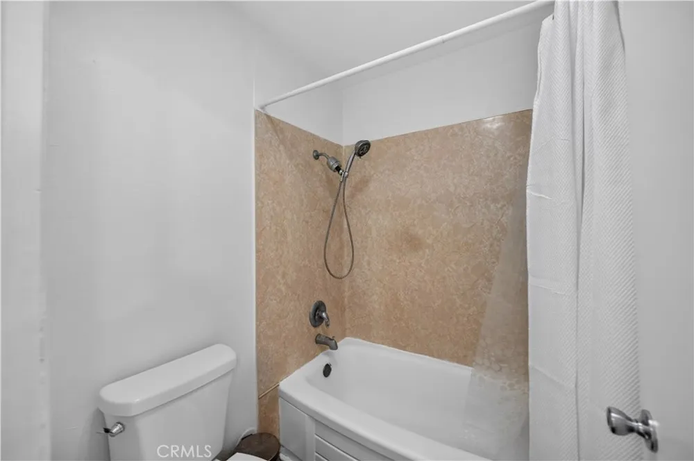400 Acacia Avenue #B17 Fullerton, CA 92831