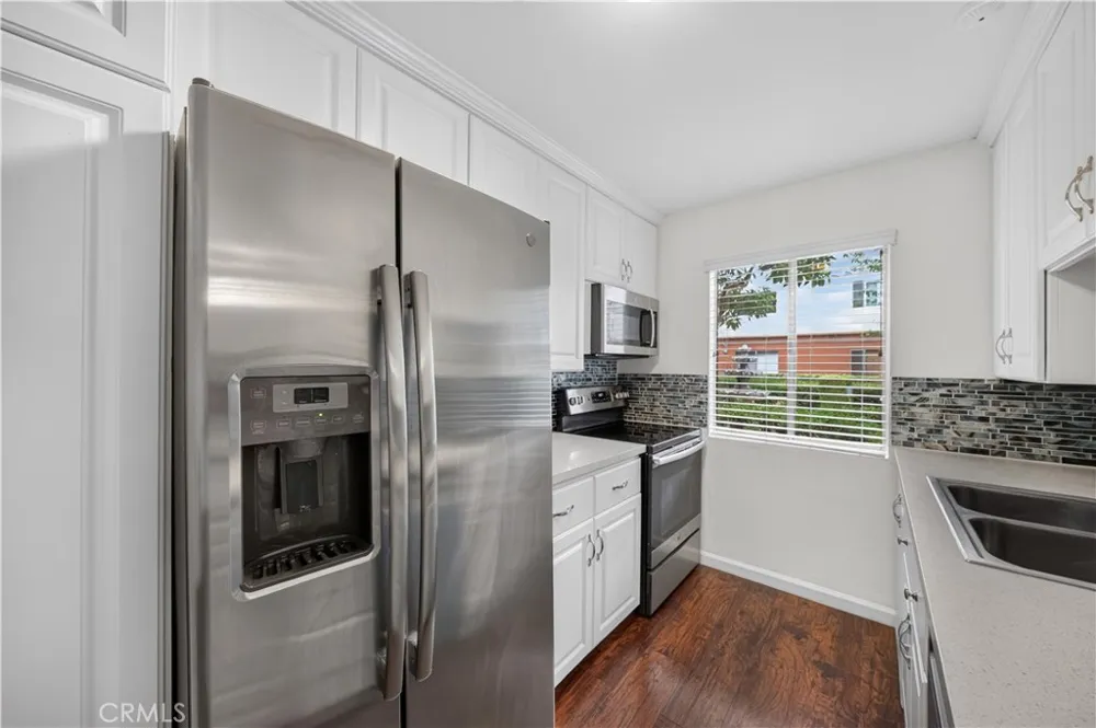 400 Acacia Avenue #B17 Fullerton, CA 92831