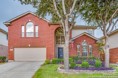 5723 WHITE OAK CV