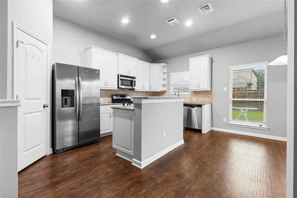 4202 Shallow Creek Court College Station, TX 77845