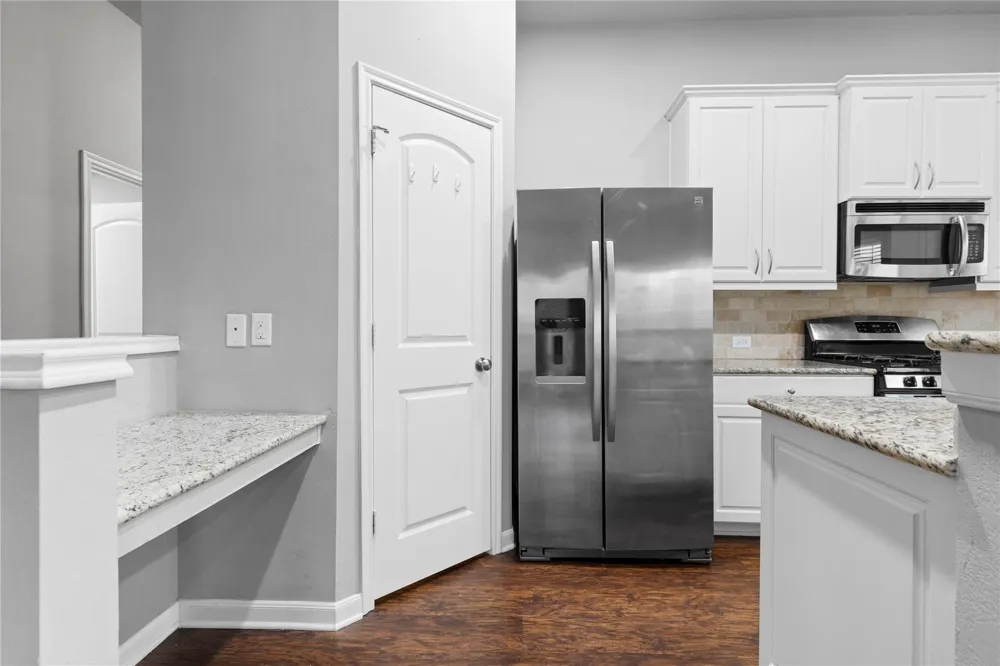 4202 Shallow Creek Court College Station, TX 77845