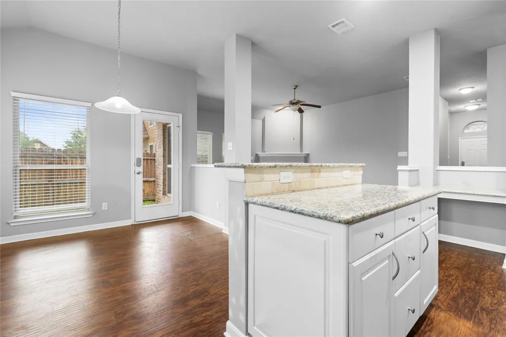 4202 Shallow Creek Court College Station, TX 77845