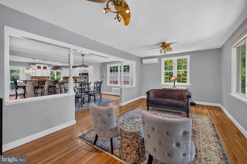 320 BARNESTON ROAD Glenmoore, PA 19343