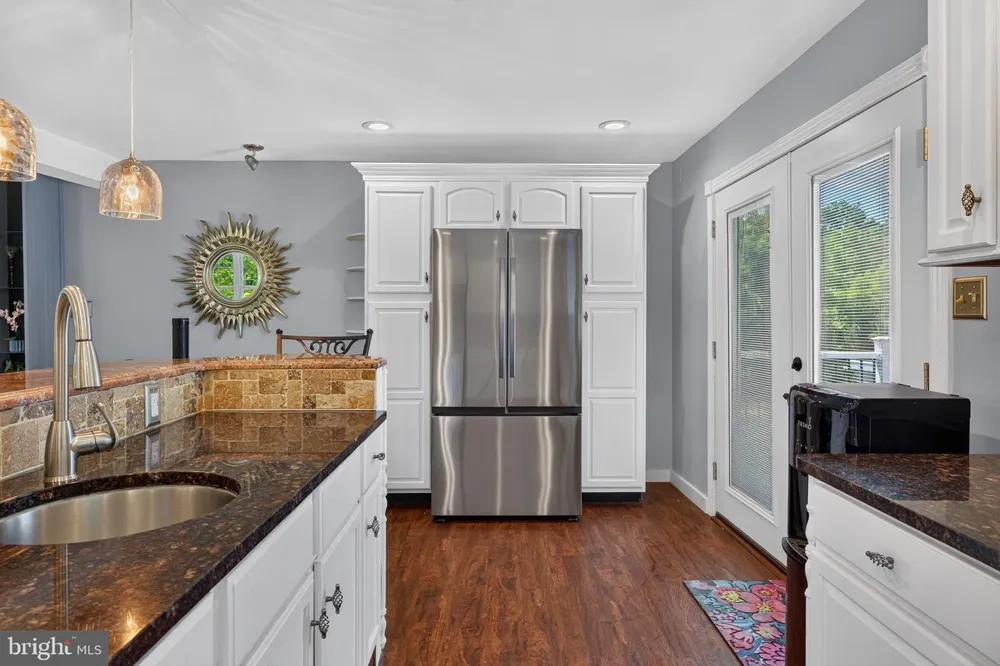320 BARNESTON ROAD Glenmoore, PA 19343