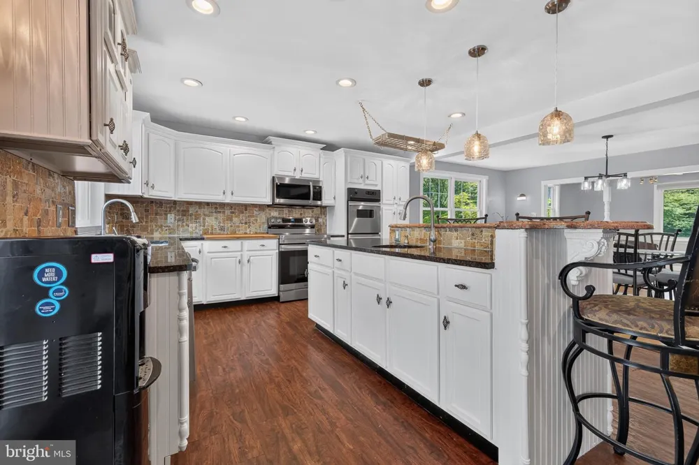 320 BARNESTON ROAD Glenmoore, PA 19343