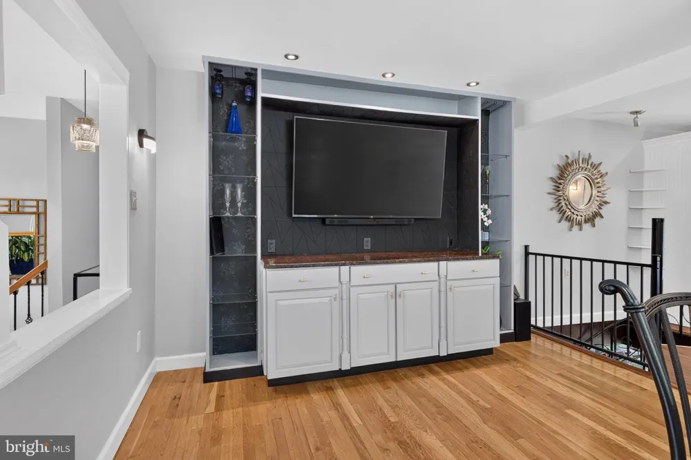 320 BARNESTON ROAD Glenmoore, PA 19343