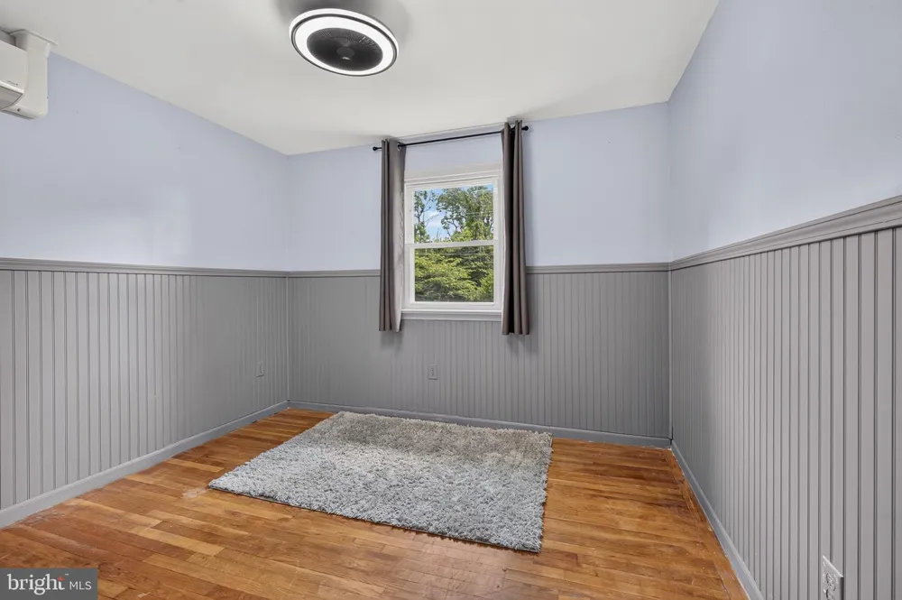 320 BARNESTON ROAD Glenmoore, PA 19343