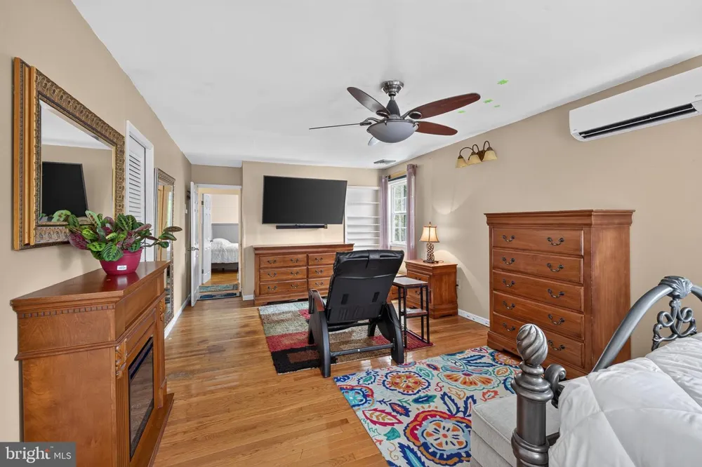 320 BARNESTON ROAD Glenmoore, PA 19343