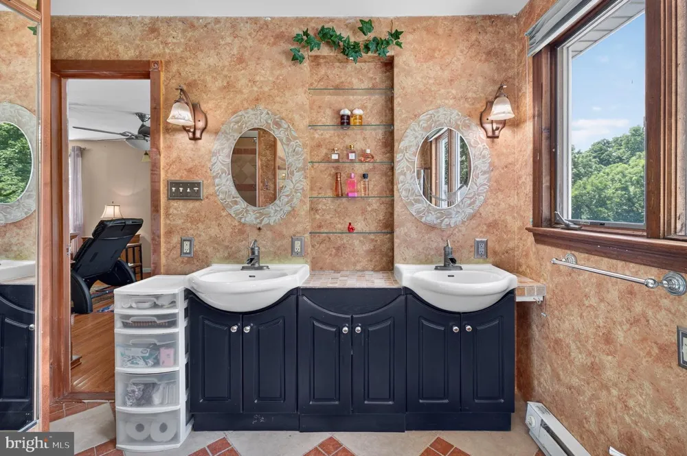 320 BARNESTON ROAD Glenmoore, PA 19343