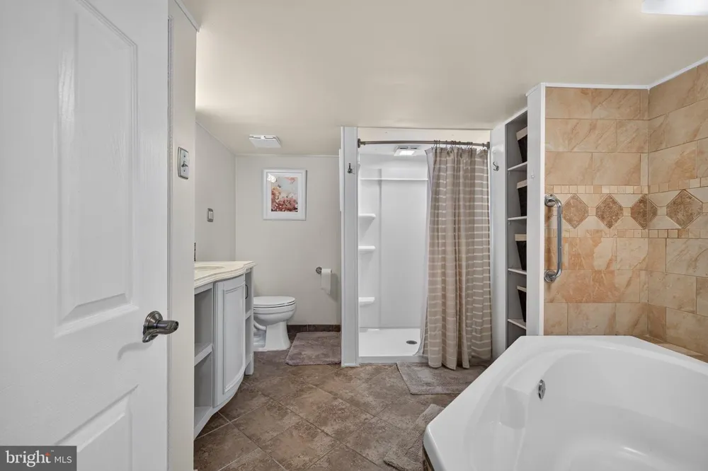 320 BARNESTON ROAD Glenmoore, PA 19343