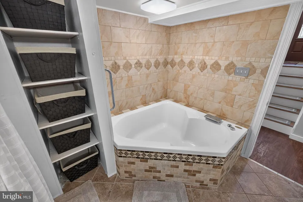 320 BARNESTON ROAD Glenmoore, PA 19343