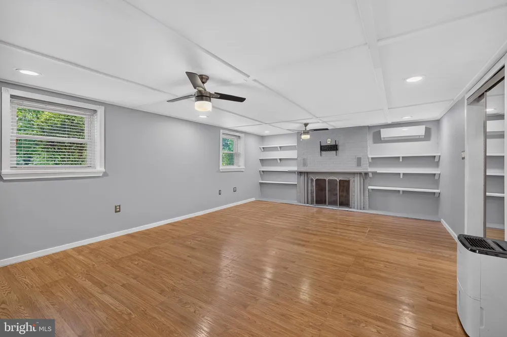 320 BARNESTON ROAD Glenmoore, PA 19343